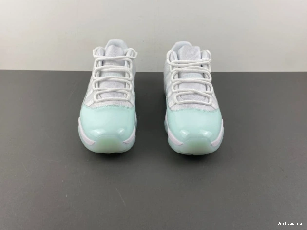 11 Jordan AH7860-103 “Igloo”  Low  Air 0404